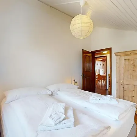 Abitaziun Armonia A13 - Celerina Apartment
